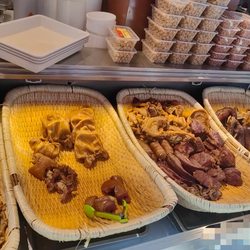 Handmade Wicker Basket for Steamed Buns, Chestnuts, Dried Fruits, Roasted Seeds, Display Basket, Braised Vegetables, Freshly Cooked Food, Storage Basket, Sesame Cake Basket