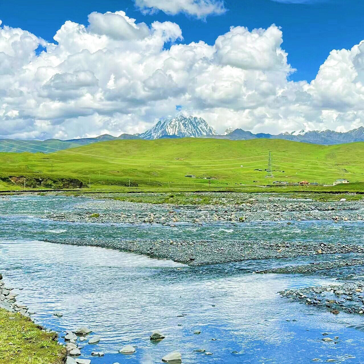 2-6人·逐梦川藏纯玩8日/新都桥-理塘-林芝米堆冰川-羊湖-然乌湖