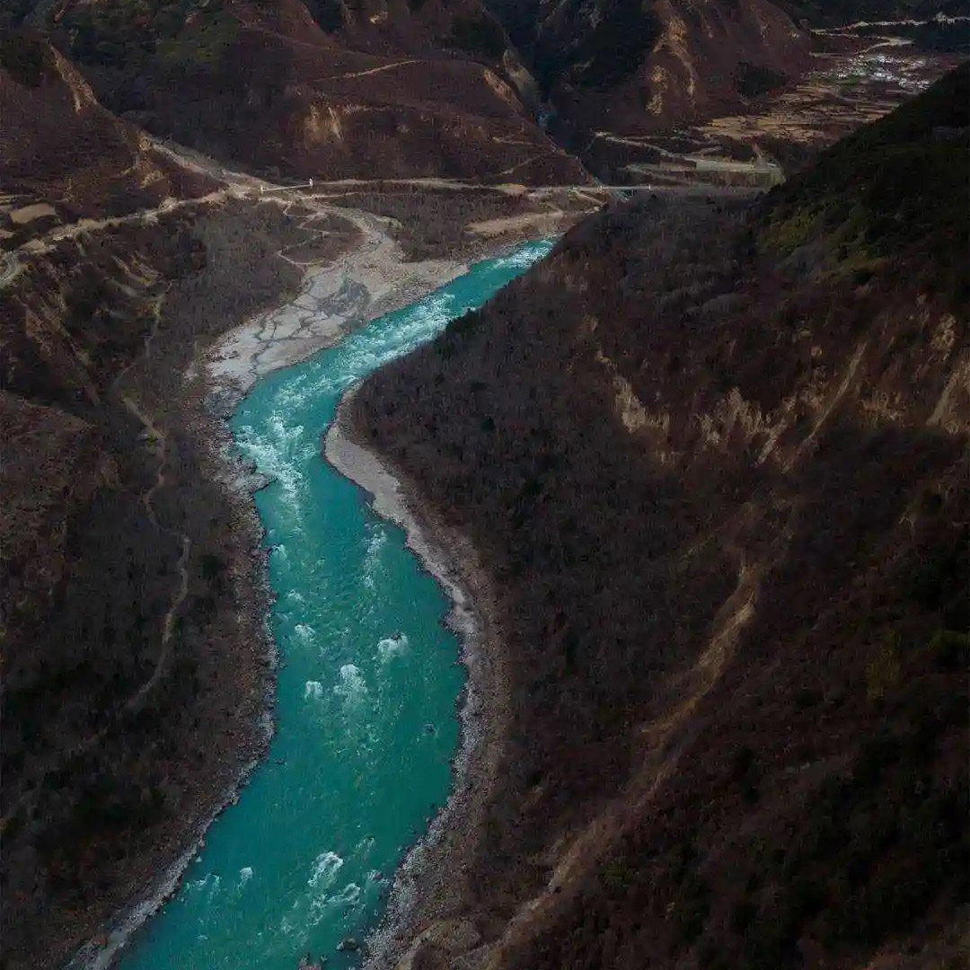 2-4人·西藏林芝珠峰全景纯玩7日/巴松措-索松村-纳木措-色林措