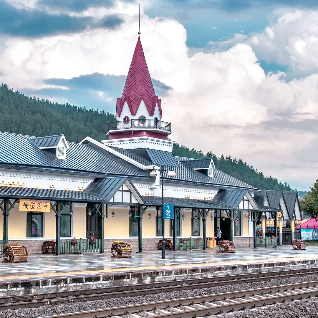 2-8人梦幻雪乡纯玩4日/亚雪公路-中东铁路小镇-梦幻雪山-雪乡