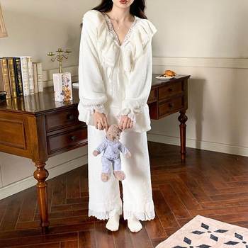 
Pajamas for women ins autumn and winter princess style V-neck sweet lace thickened plus velvet coral velvet loose home clothes