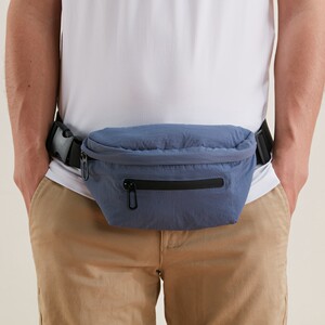 
NITORI Yideli Home Furnishing Simple Waist Bag Crossbody Bag Small Chest Bag Lightweight Urban Cloud Dual-Purpose Bag BK