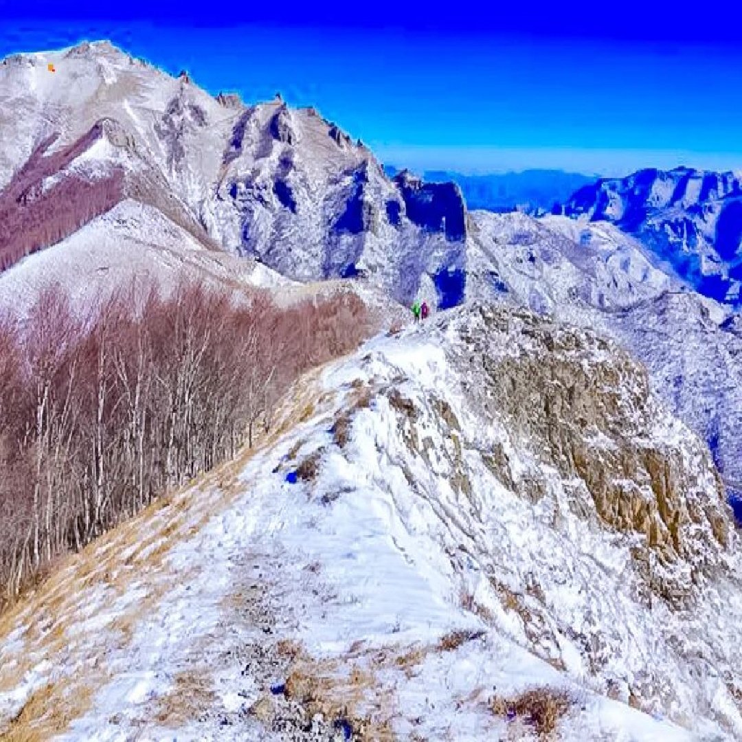 北灵山踏雪 云海雾凇-高山雪原白桦林踏雪10公里徒步1日 跟团游