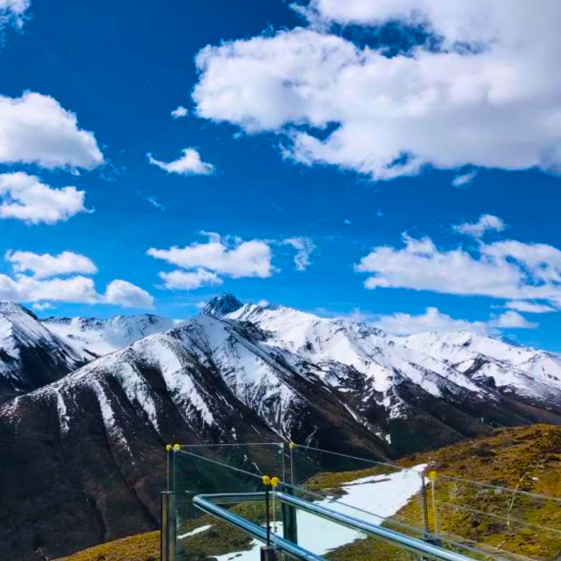 川西环线四姑娘山鱼子西墨石公园木格措新都桥3日可选保姆车小团