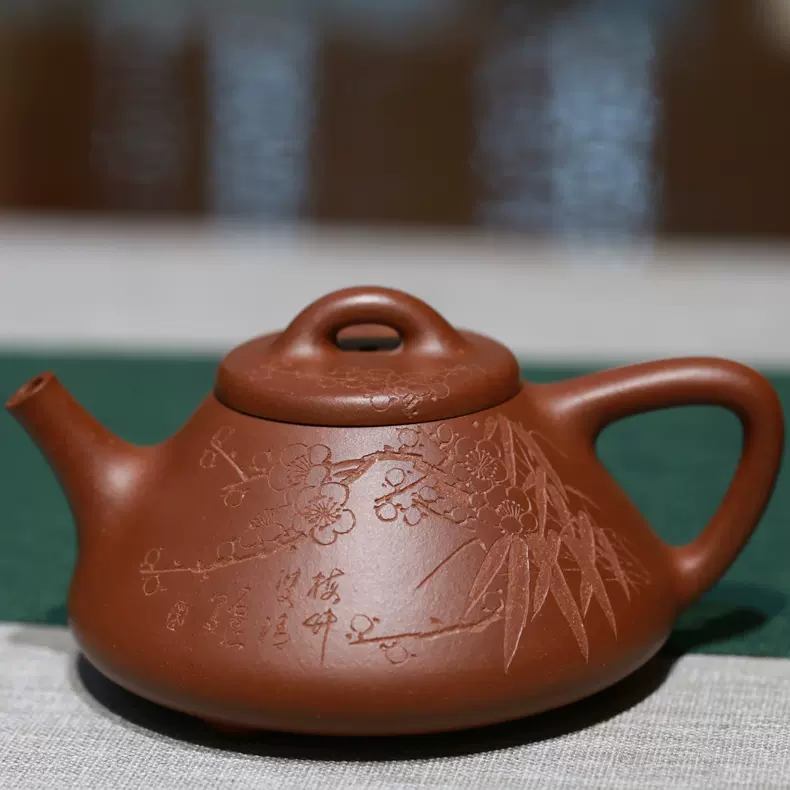 中国 宜興紫砂 段泥 松鳥図 寿峰写 刻絵 花瓶 宜興工芸 花器 Eo21-14 中国 宜興紫砂 段泥 松鳥図 寿峰写 刻絵 花瓶 宜興工芸 花器