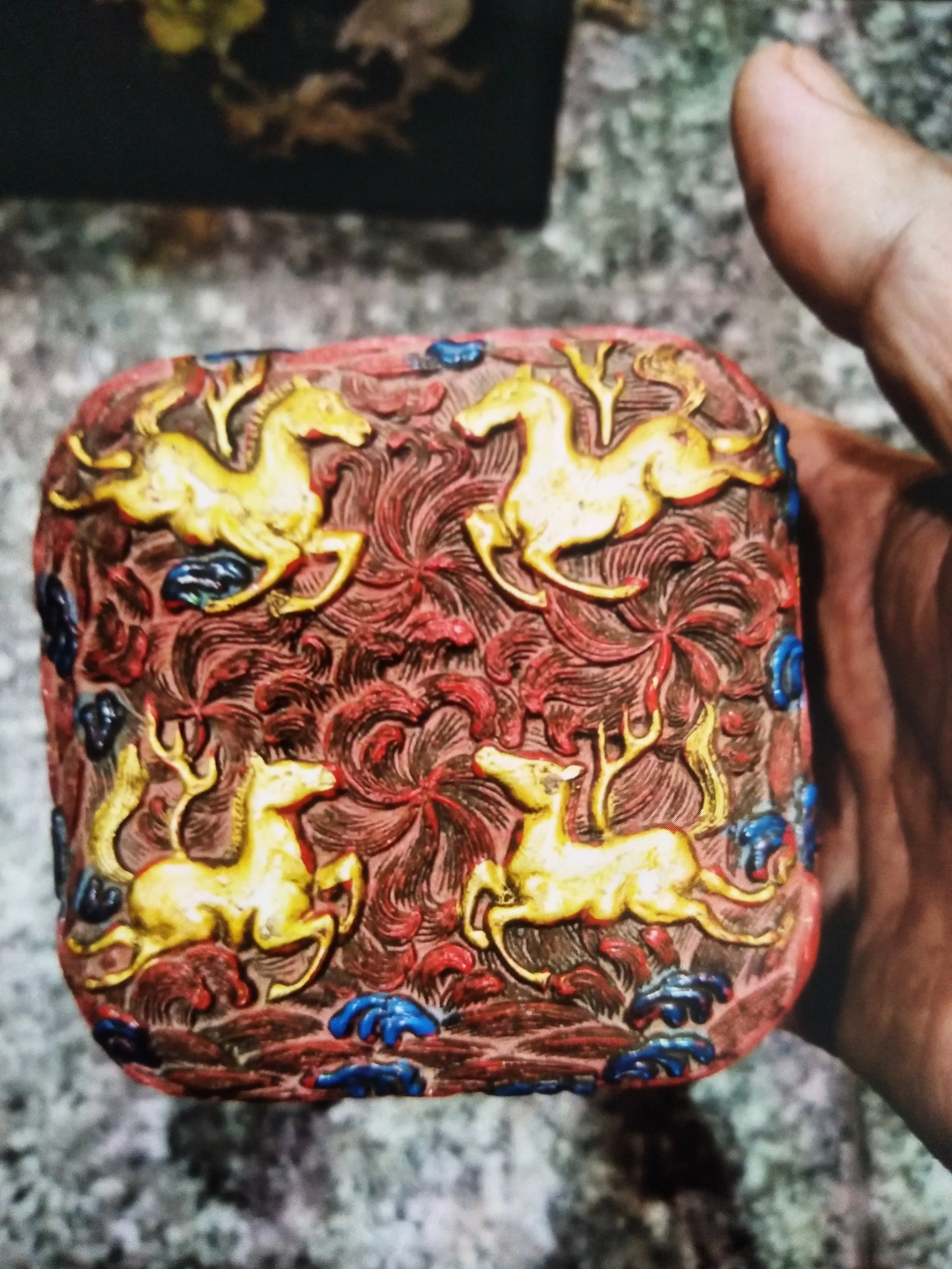 珍藏老竹雕笔筒老竹根纯手工雕刻祥云纹双龙戏珠书房笔筒文房用品