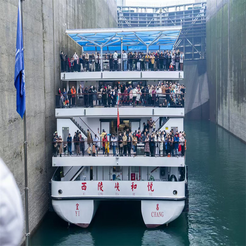 【2-8人拼小团】武汉+宜昌4日黄鹤楼两坝一峡三峡人家纯玩专车接