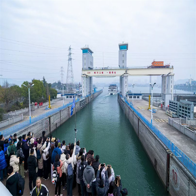 宜昌旅游3日 包车游三峡人家/两坝一峡/三峡大坝/清江画廊/住5钻