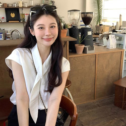 French-Style White Ribbon Short-Sleeved Shirt for Women, Summer Petite High-End Shirt, Loose and Elegant Flutter-Sleeve Top