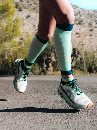 Compressport ランニング コンプレッションソックス - Celestial