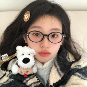 
Miu nerdy black-framed glasses for women can be equipped with high-precision, plain-faced, retro oval-frame myopia glasses frames