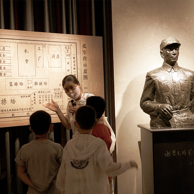 猩咖说®上海四行仓库文史大咖1H包团讲解跟团游亲子上海旅游