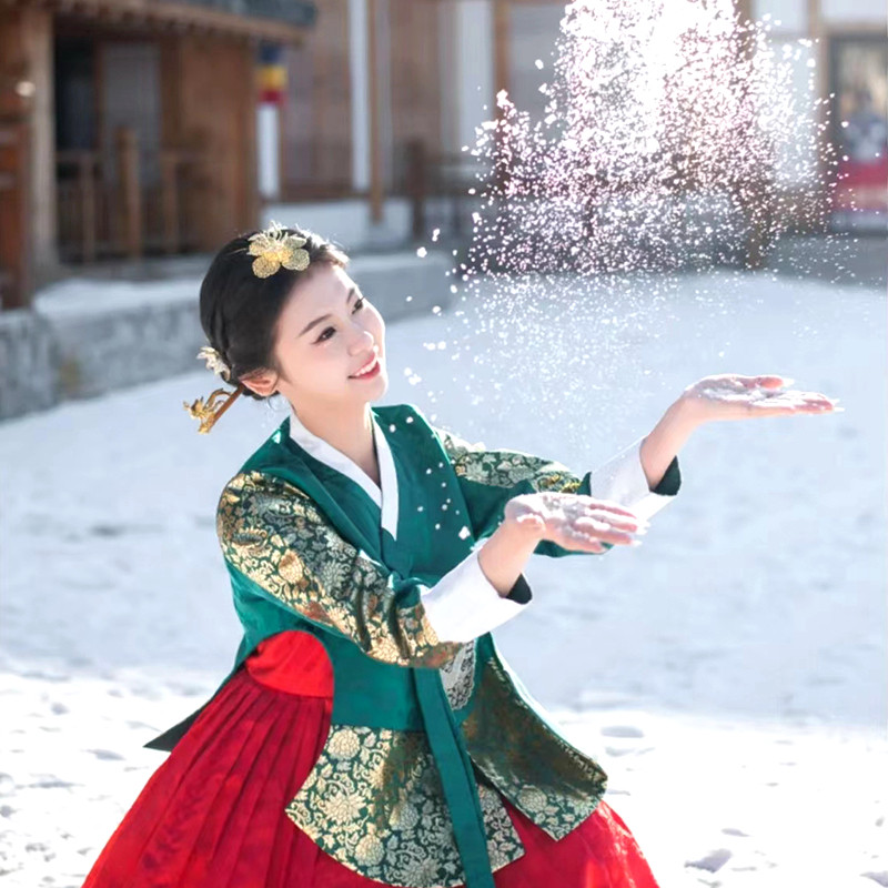 含机票 东北长白山旅游哈尔滨雪乡延吉漠河北极村9天8晚跟团游