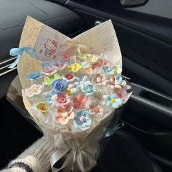 Jingdezhen Ceramic Flower Bouquet Finished Product as a Creative Birthday Gift for a Best Friend, Valentine's Day Gift for Mom, Boyfriend, or Girlfriend