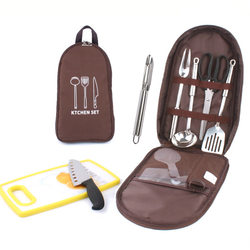 Outdoor multifunctional picnic cookware set