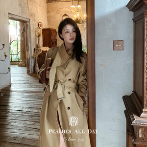 
Live broadcast at 18:30 on October 15th, ready for sale at 10:00 on the 16th. Youthful, heroic, elegant and versatile windbreaker.