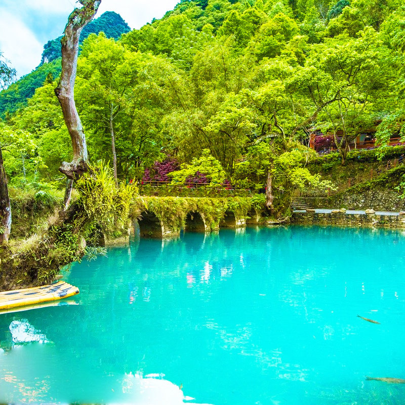 【1-6人小团】贵州旅游5天4晚跟团游黄果树瀑布西江苗寨荔波遵义