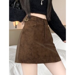 Plus-Size Women's Suede Skirt, Spring Hot Girl Style, Anti-Exposure, Coffee-Colored Leather Skirt, High-Waisted, Slimming, Hip-Hugging A-Line Short Skirt