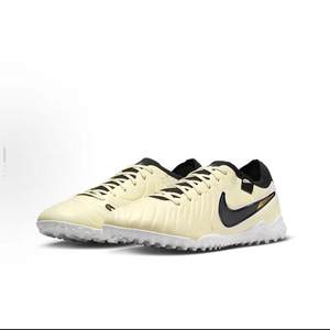 
Nike Legend 10 Pro tf Legend 10 Broken nail artificial grass football shoes DV4336-700
