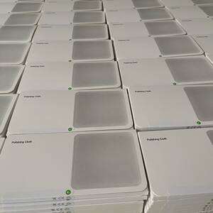 
Apple's same polishing cloth is suitable for iPhone, mobile phone and tablet screen cleaning and wiping screen polishing cloth