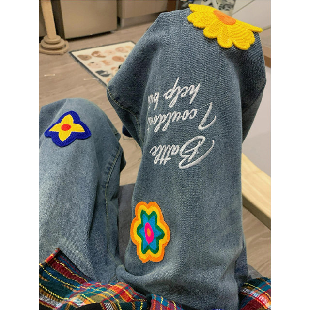 Fat mm large size women's cartoon jeans women's design feel embroidered pants fried street wild pants thin leg pants
