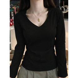 Fleece-Lined Long-Sleeve T-Shirt for Women, Suitable for Early Spring, Autumn, and Winter, Slim Fit, Flattering, Base Layer, V-Neck, Regular Shoulder, Can Be Worn as Outerwear, Black Top