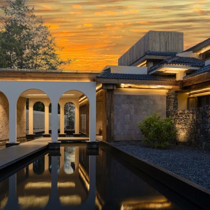 云南腾冲3天2晚私家团 数数·書局温泉酒店+山景私汤美宿三宅一界