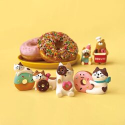 Japanese Zakka Cute Donut Cat ins Bread Bakery Coffee Shop Decoration Food Toy Desktop Small Ornament