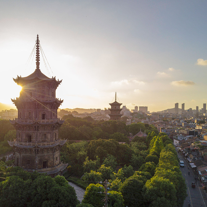 厦门出发泉州一日游 纯玩旅游 开元寺南少林西街小西埕洛阳桥