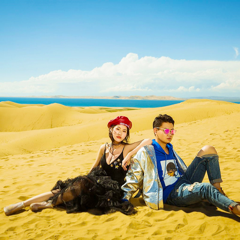 内蒙古呼和浩特旅游包车内蒙古辉腾锡勒响沙湾火山4天3晚私家团