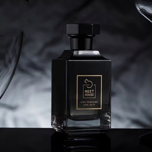 
Xiangyu Salon Perfume Broken Mirror and Night Sky in the Dusk of Night Rose and Sandalwood Taboo Sugar Perfume Sample