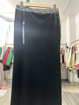 
2025 autumn new velvet skirt 531