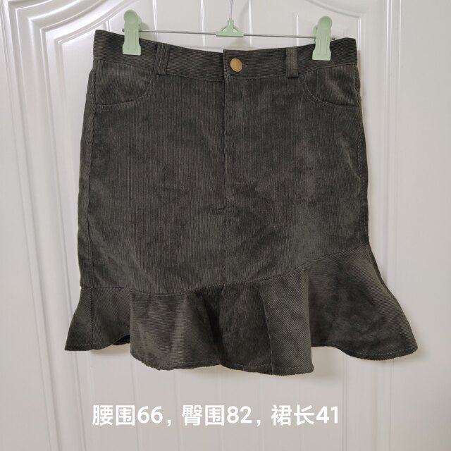 Core velvet lotus edge fishtail skirt Pocket skirt Female autumn and winter high -waisted retro school wind defense light A -line skirt
