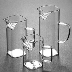 Thickened Glass Fair Cup, Green Tea Brewing Device, Heat-Resistant Square Crescent-Shaped Tea Strainer Integrated Tea Divider