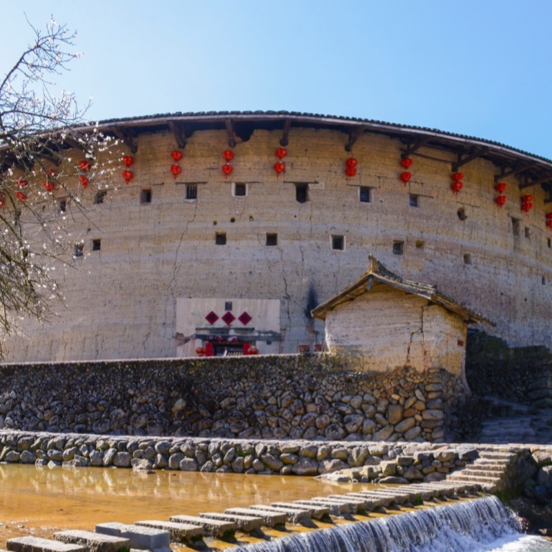厦门漳州永定初溪土楼+南靖田螺坑一日游小团可选云水谣景区包车