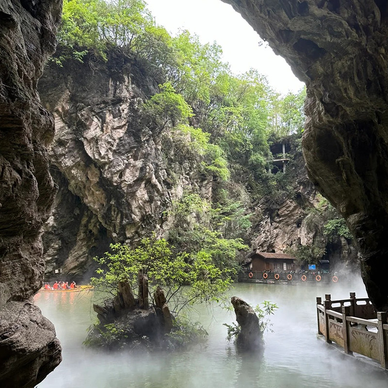【广州出发】C位贵州黄果树小七孔丹寨小镇纯玩双动跟团5日