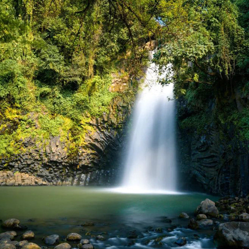 经典地标云南腾冲火山热海叠水河一日游可升级温泉热气球国庆出游