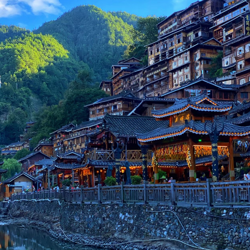 8人小团贵州2天1晚纯玩跟团游荔波小七孔西江千户苗寨