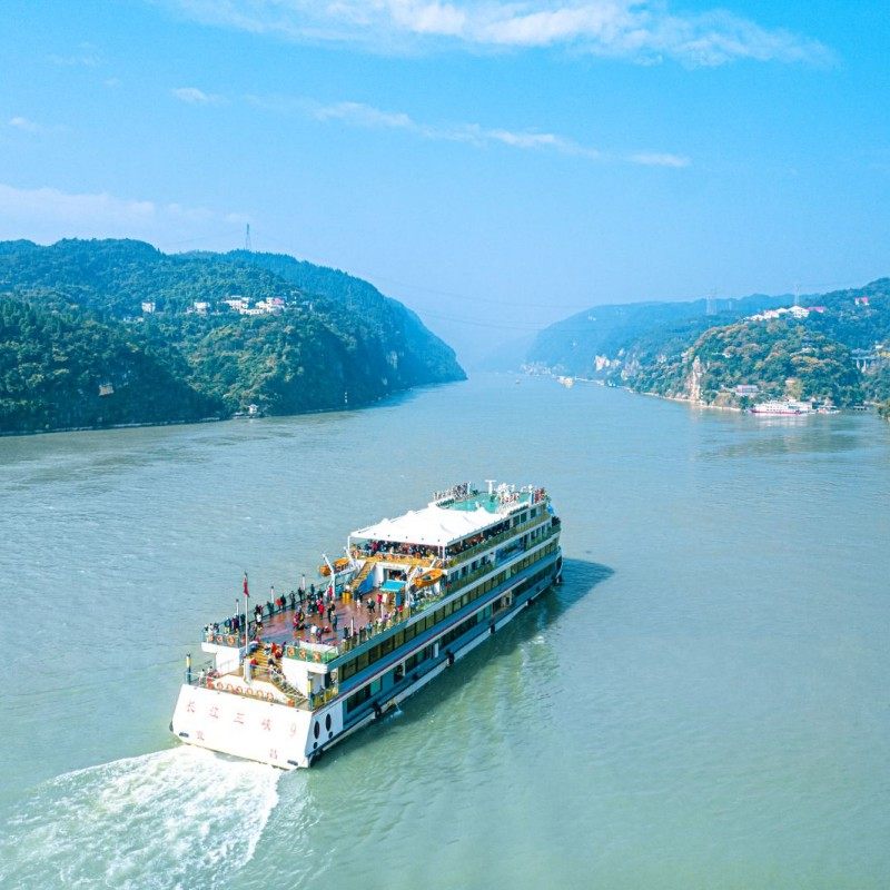 两坝一峡含三峡大坝+葛洲坝+西陵峡+午餐