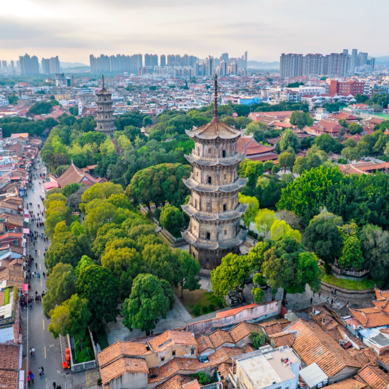 春节 闽南泉州+厦门鼓浪屿+漳州东山岛+永定土楼6天5晚 闽南年味