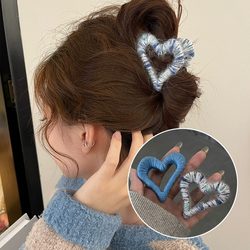 Heart-Shaped Metal Hair Clip 2024 New Autumn and Winter Wool Hairpin Small Size Short Hair Back of the Head Shark Clip High Ponytail