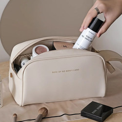 Portable Cosmetic Bag for Women 2024 New High-End Cosmetics Storage Toiletry Bag Large Capacity Travel Light Luxury High-End