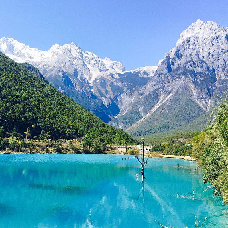 云南旅游4天3晚昆明大理丽江古城镇玉龙雪山洱海石林拉市海蓝月谷