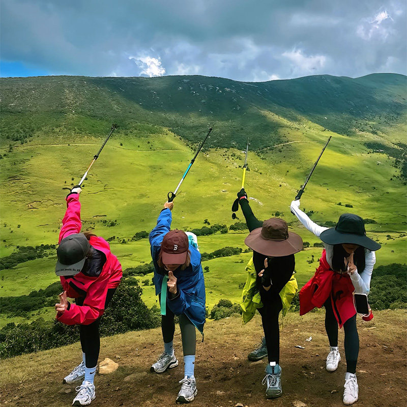 云南旅游丽江虎跳峡两天一晚高路徒步游