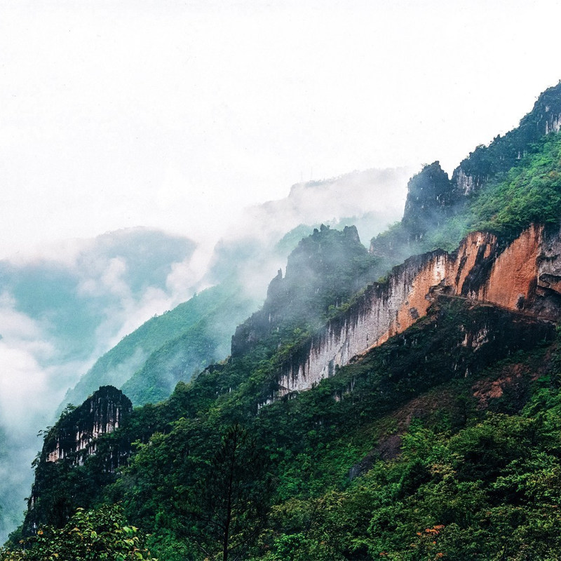 重庆周边跟团游涪陵武陵山大裂谷816工程景区一日游8人小团纯玩