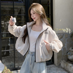 Early Spring Exquisite and Beautiful Thin Jacket for Women 2026 New Style Korean Style Women's Spring Short Hooded Windbreaker