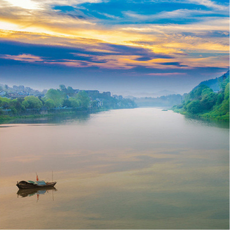 至尊黄山双飞4天(画里宏村+千年瓷都景德镇+塔川赏秋+婺源篁岭)