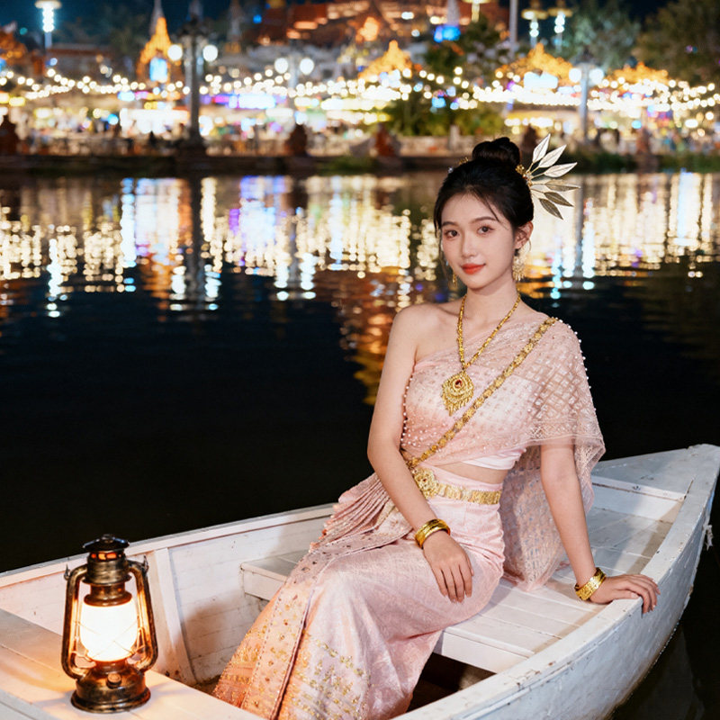 私家小团云南5日游西双版纳野象谷中科院植物园星光夜市5日安4晚