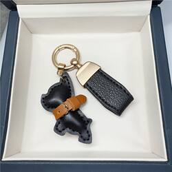 Creative French Bulldog Puppy Bag Pendant, High-End Car Keychain Accessory, Exquisite Couple Gift for Women