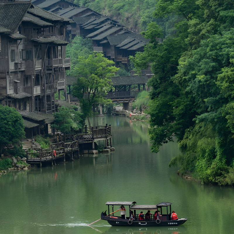 乌江寨+十二背后地下裂缝+双河谷2日游·住乌江寨景区